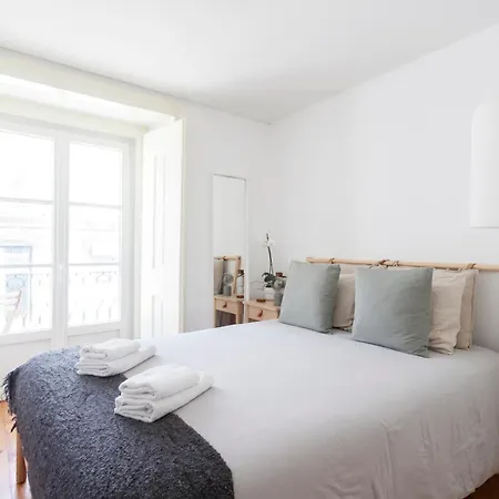 Shared In Bairro Alto - Chiado Séjour chez l'habitant Lisboa