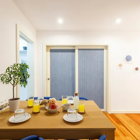 Shared In Bairro Alto - Chiado Homestay szállás Lisboa