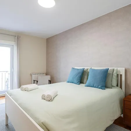 בית אירוח Shared In Bairro Alto - Chiado *